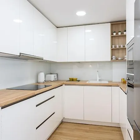 Ensuite Mediterranean Sea Front Apartment Fuengirola