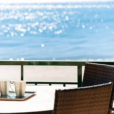 Apartment Ensuite Mediterranean Sea Front *