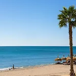 Ensuite Mediterranean Sea Front Apartament *