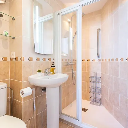 Apartment Ensuite Mediterranean Sea Front Fuengirola