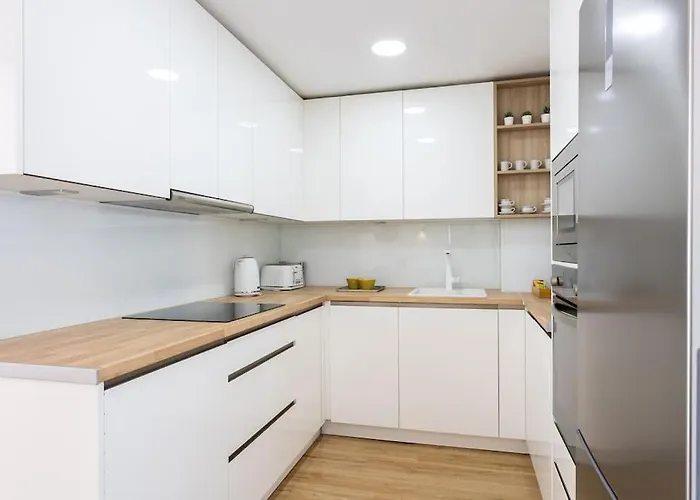 Ensuite Mediterranean Sea Front Apartment Fuengirola