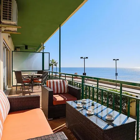 شقة Ensuite Mediterranean Sea Front