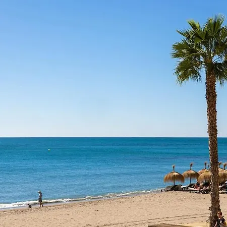 Ensuite Mediterranean Sea Front דירה *